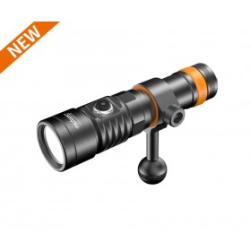 Latarka nurkowa foto OrcaTorch D710V MK2 – 2300 lm, 3 kolory (białe/czerwone/UV), USB-C w akumulatorze 21700, głębokość 150 m.